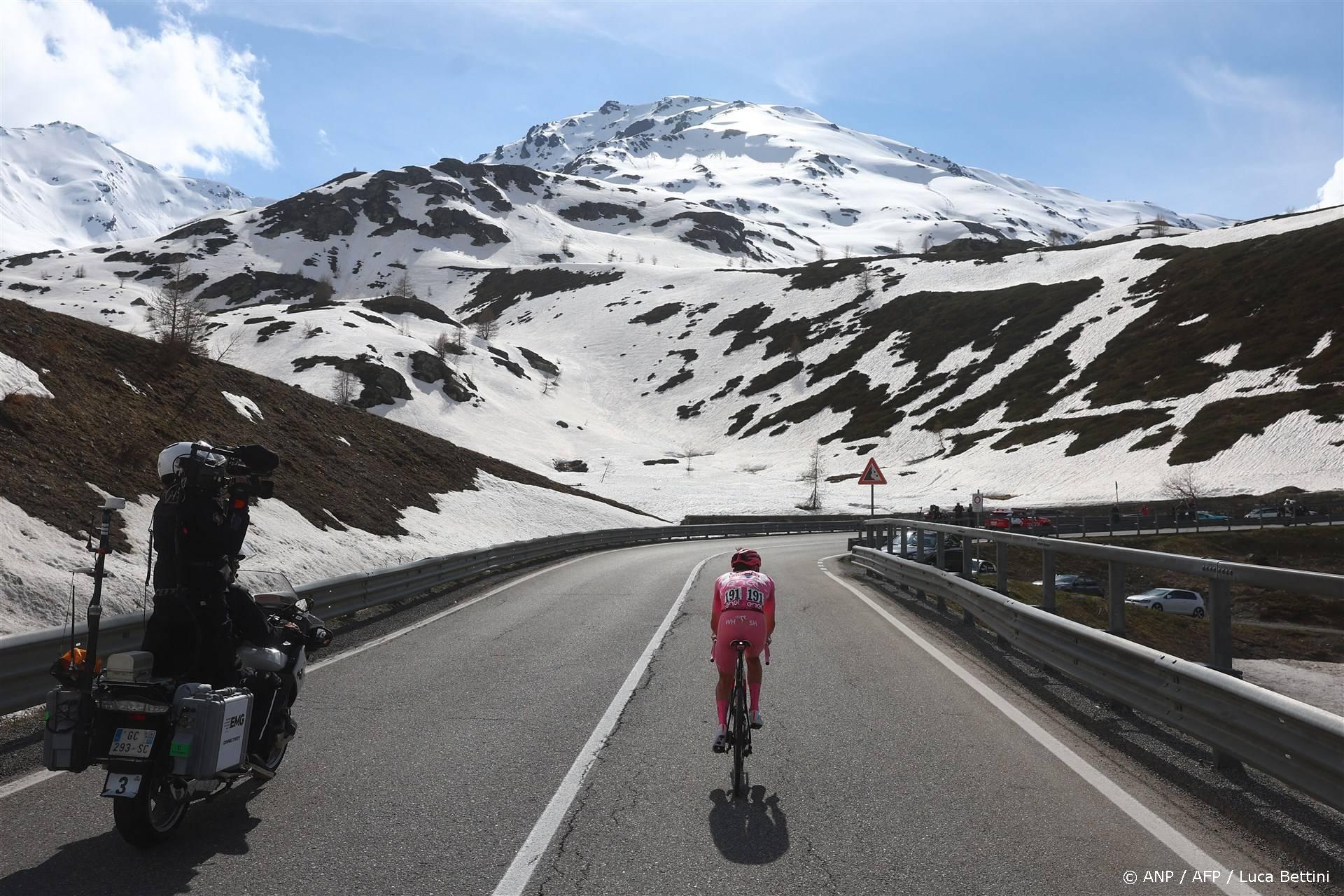 Pogacar Domineert 15e Etappe Giro D Italia Met Indrukwekkende Ritzege