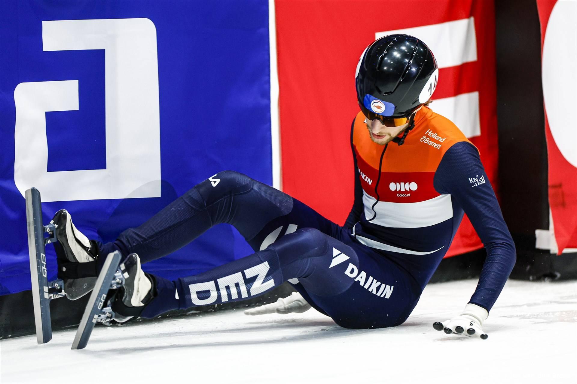 Diskwalificatie voor Friso Emons op WK Shorttrack in Rotterdam