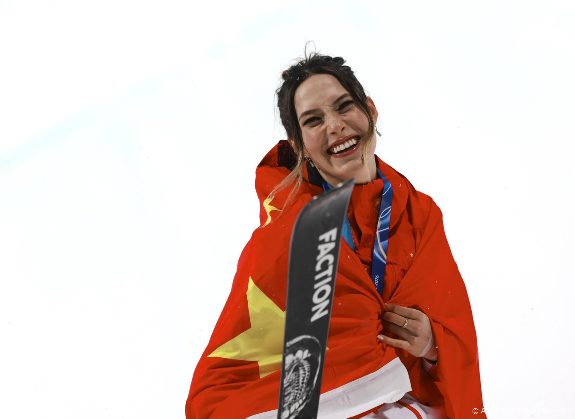 Zilver voor freestyleskiester Eileen Gu op big air bij Olympische Spelen