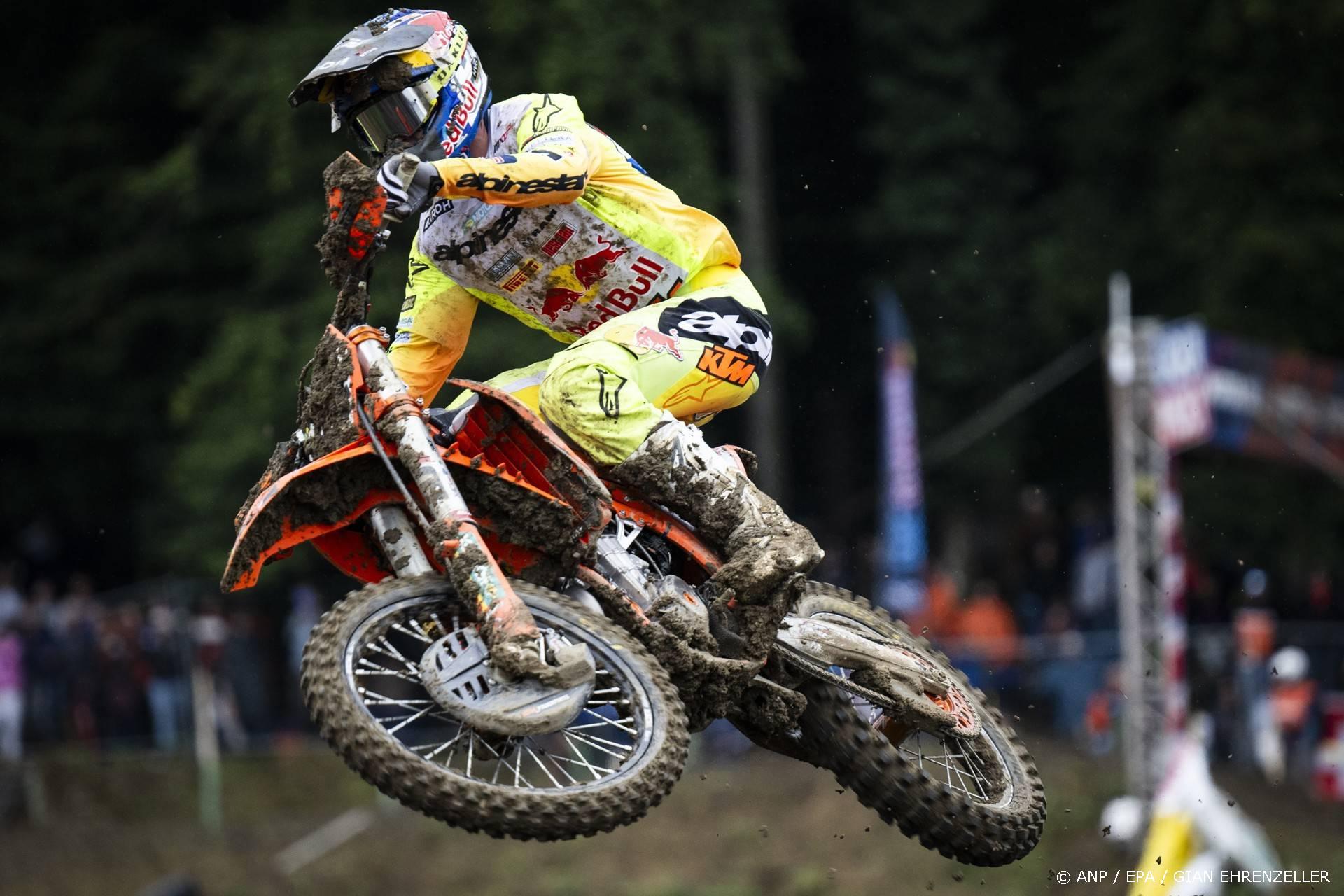 epa11564104 Jeffrey Herlings of the Netherlands during the first MXGP race of the Motocross World Championship in Frauenfeld, Switzerland, 25 August 2024.  EPA/GIAN EHRENZELLER