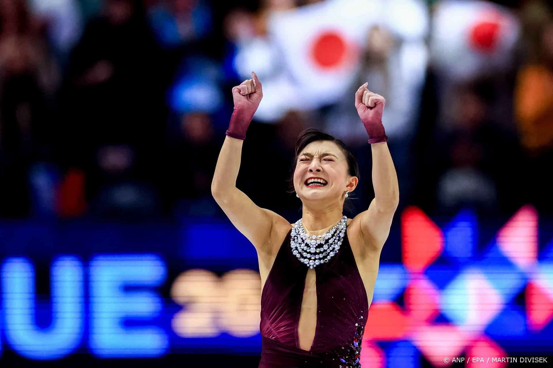 epa12855203 Kaori Sakamoto of Japan celebrates in the Women Free Skating during the ISU Figure Skating World Championships 2026 in Prague, Czech Republic, 27 March 2026.  EPA/MARTIN DIVISEK